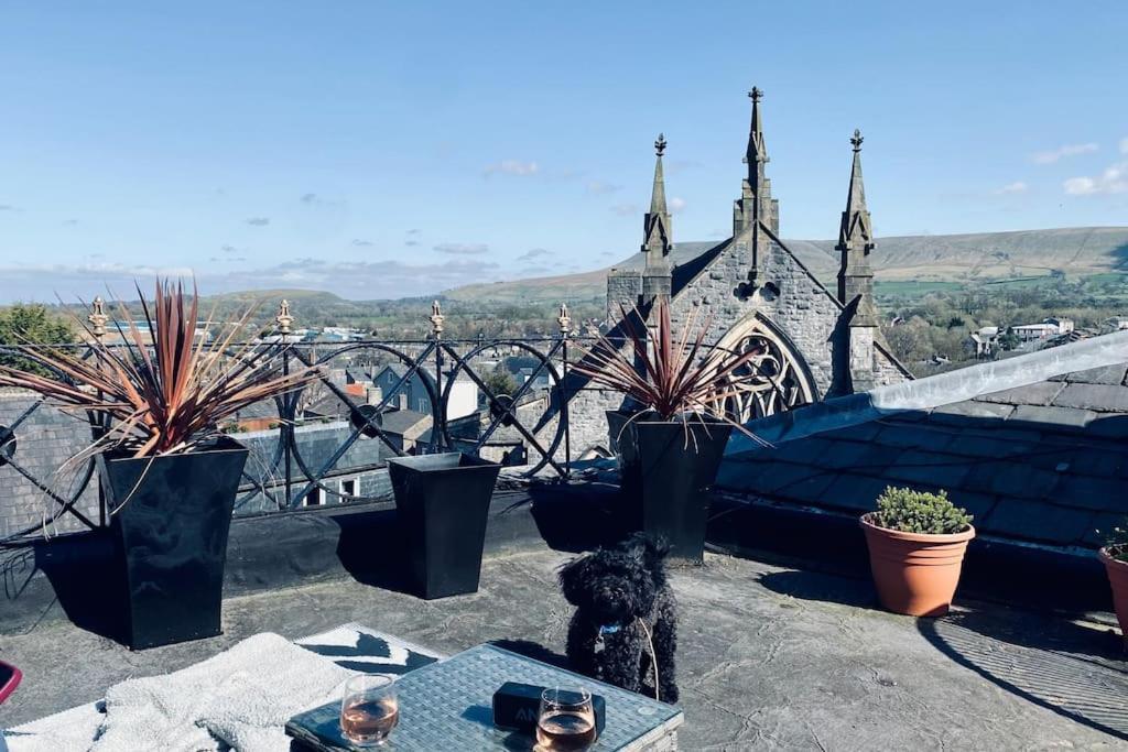 Boutique Penthouse Apartment With Rooftop Terrace Clitheroe Exterior photo